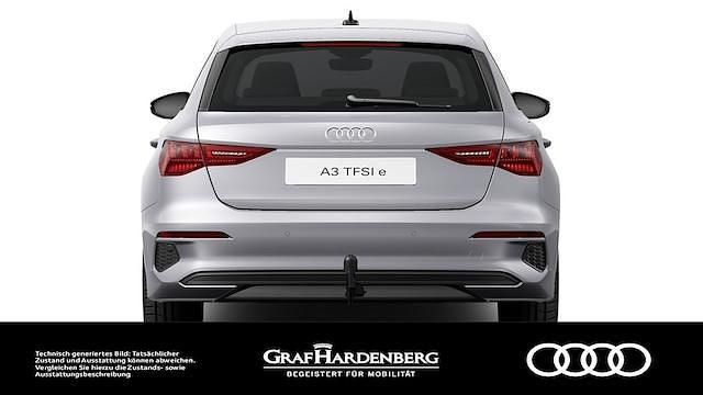 Gebraucht Audi A3 Sportback e-tron Ambiente 204 PS (150 kW) 2023 Florettsilber metallic Kleinwagen