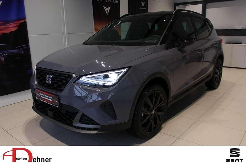 Graphengrau Neu 2025 Seat Arona Black Edition SUV | 31.880 € (Teuer) - Bild 1/4