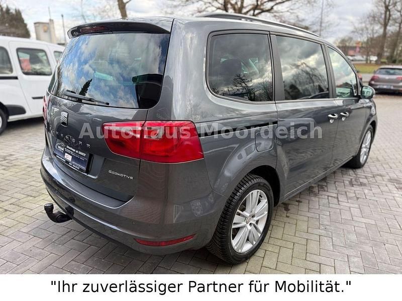 Gebraucht Seat Alhambra Style 170 PS (125 kW) 2012 Gelb Van / Kleinbus