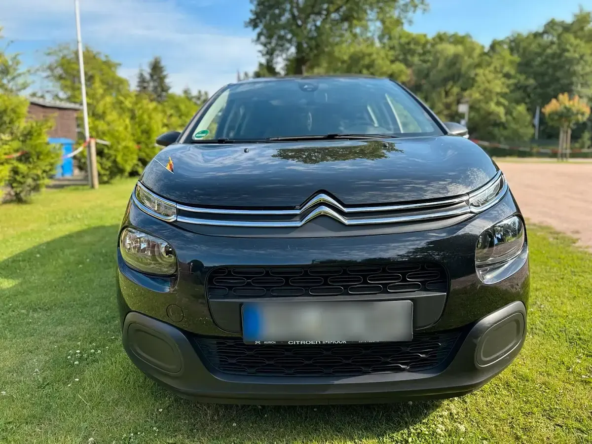 Gebraucht Citroën C3 68 PS (50 kW) 2018 Schwarz Kleinwagen