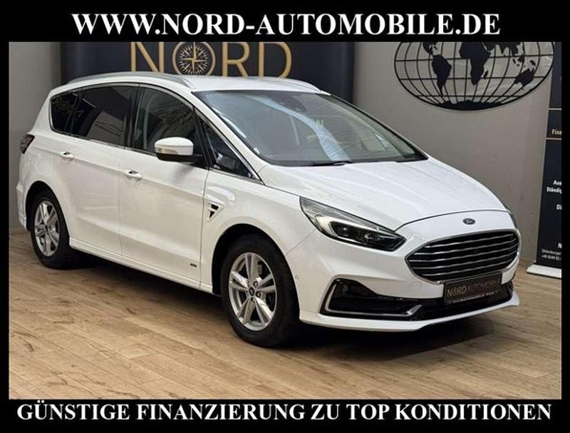 Gebraucht Ford S-MAX Titanium 190 PS (139 kW) 2022 Weiß Van / Kleinbus