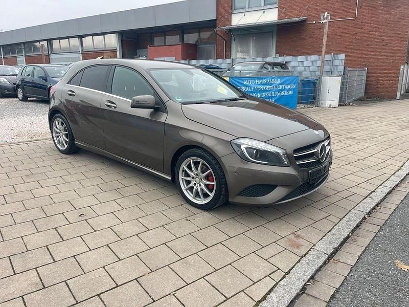 Gebraucht Mercedes A220 170 PS (125 kW) 2013 Grau Limousine