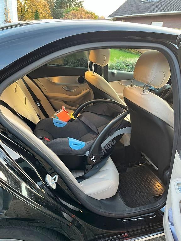 Gebraucht Mercedes C220 170 PS (125 kW) 2016 Schwarz Limousine