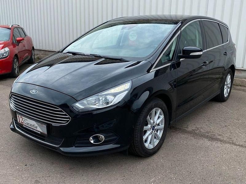 Gebraucht Ford S-MAX Premium 160 PS (117 kW) 2018 Schwarz Van / Kleinbus