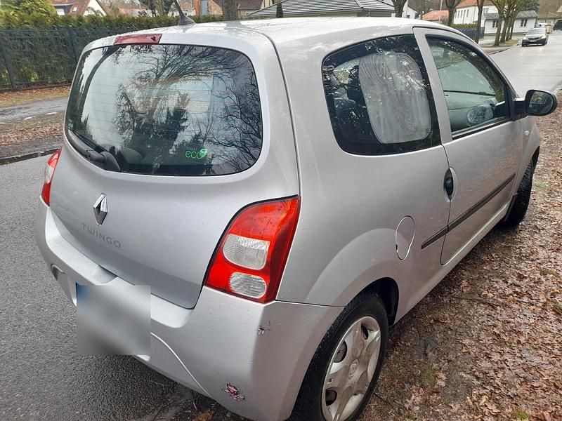 Gebraucht Renault Twingo 75 PS (55 kW) 2010 Silber Kleinwagen