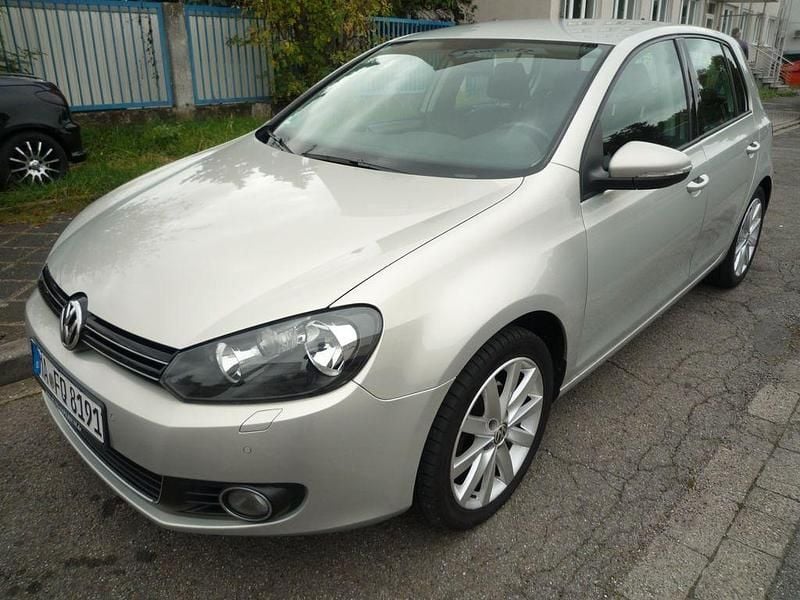 Gold Gebraucht 2011 VW Golf VI Highline Limousine | 4.950 € (Guter Preis) - Bild 1/4