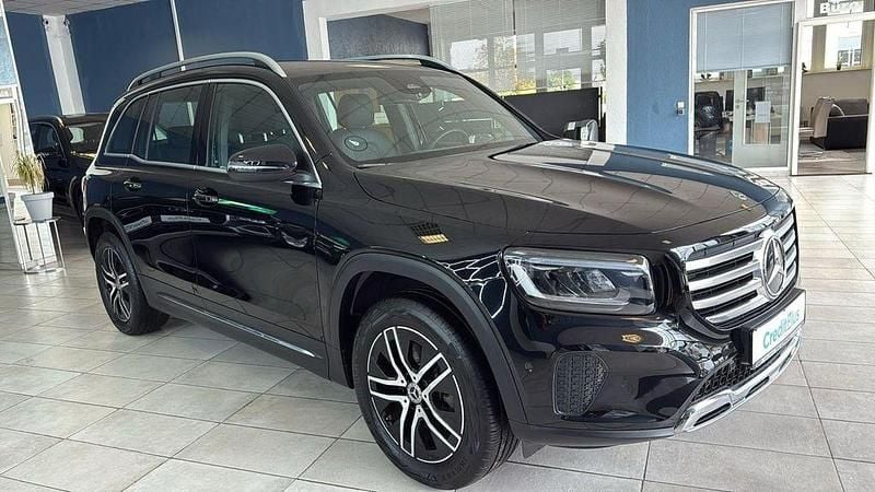 Gebraucht Mercedes GLB200 150 PS (110 kW) 2024 Schwarz SUV