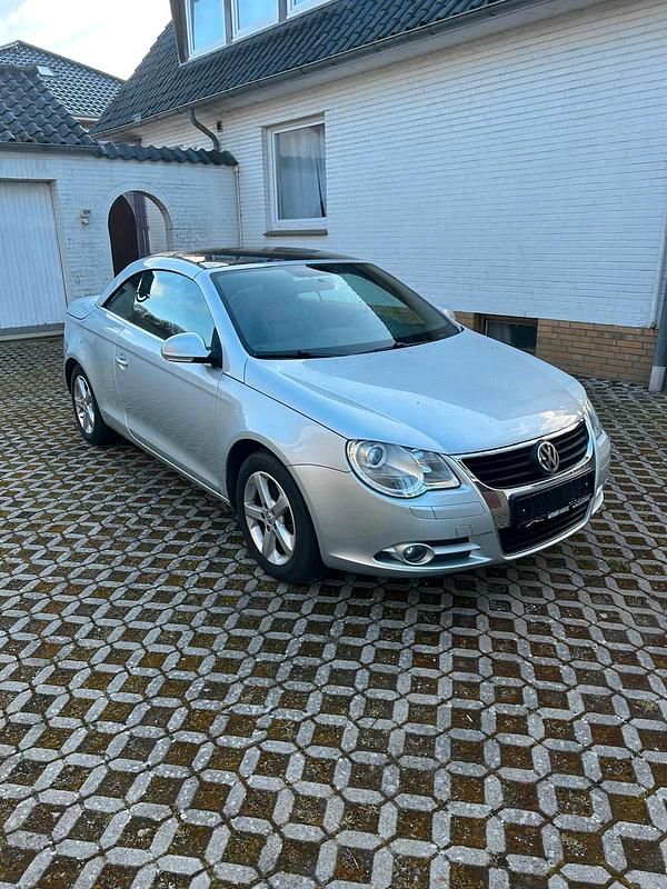 Silber Gebraucht 2008 VW Eos Cabrio | 4.750 € (Guter Preis) - Bild 1/4