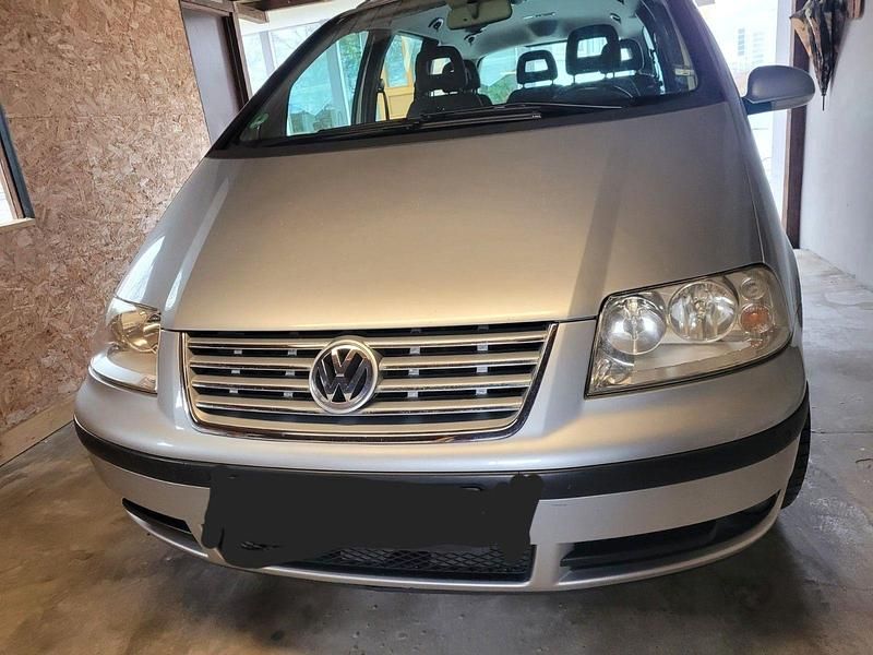 Gebraucht VW Sharan Trendline 116 PS (85 kW) 2004 Silber Van / Kleinbus