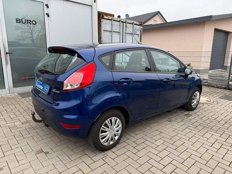 Gebraucht Ford Fiesta Celebration 82 PS (60 kW) 2017 Blau Limousine