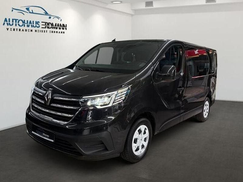 Gebraucht Renault Trafic 150 PS (110 kW) 2023 Schwarz Van / Kleinbus