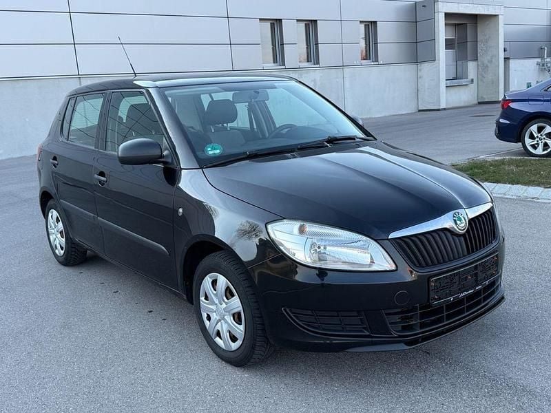Gebraucht Skoda Fabia Special 60 PS (44 kW) 2011 Schwarz Limousine