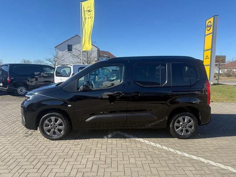 Neu Opel Combo Life Edition+ 102 PS (75 kW) 2025 Schwarz Van / Kleinbus