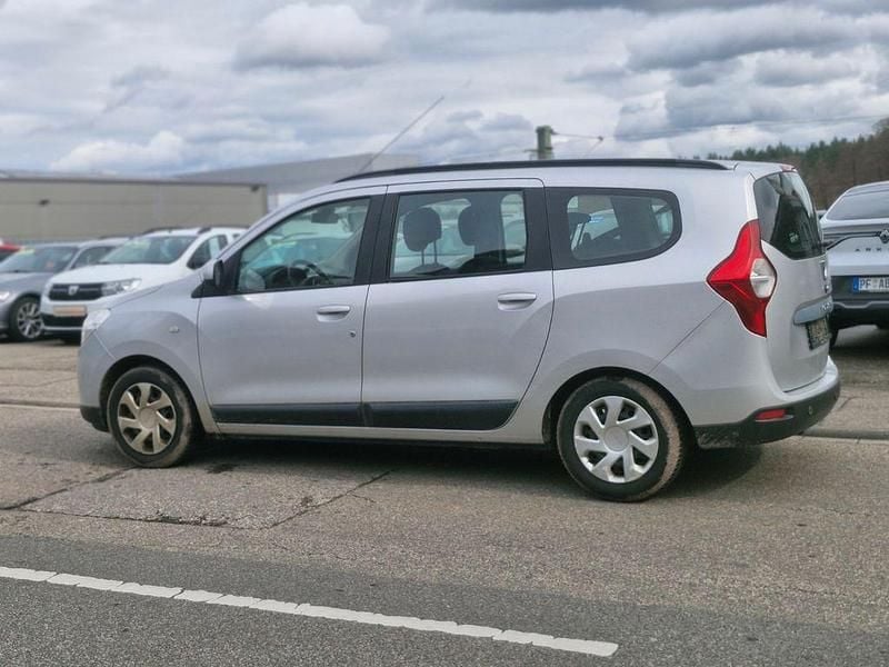Gebraucht Dacia Lodgy Lauréate 102 PS (75 kW) 2016 Grau Van / Kleinbus