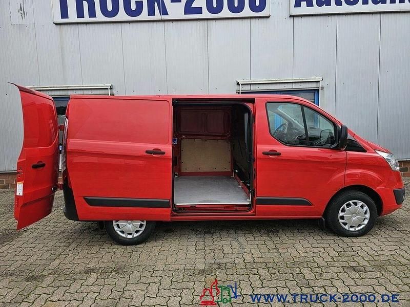 Gebraucht Ford Transit 101 PS (74 kW) 2015 Rot Van / Kleinbus