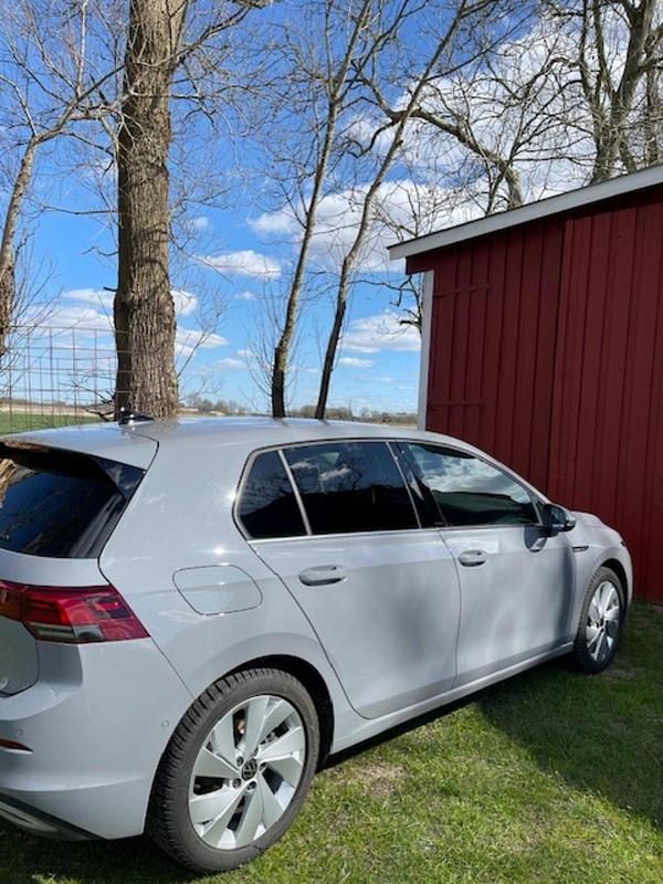 Gebraucht VW Golf VIII Style 150 PS (110 kW) 2024 Grau Limousine