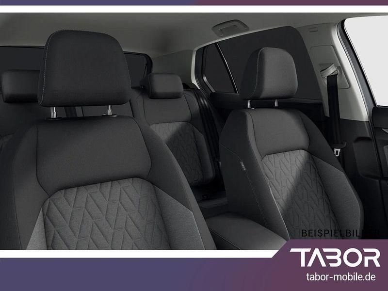 Neu VW Golf VIII 150 PS (110 kW) 2026 Schwarz Limousine