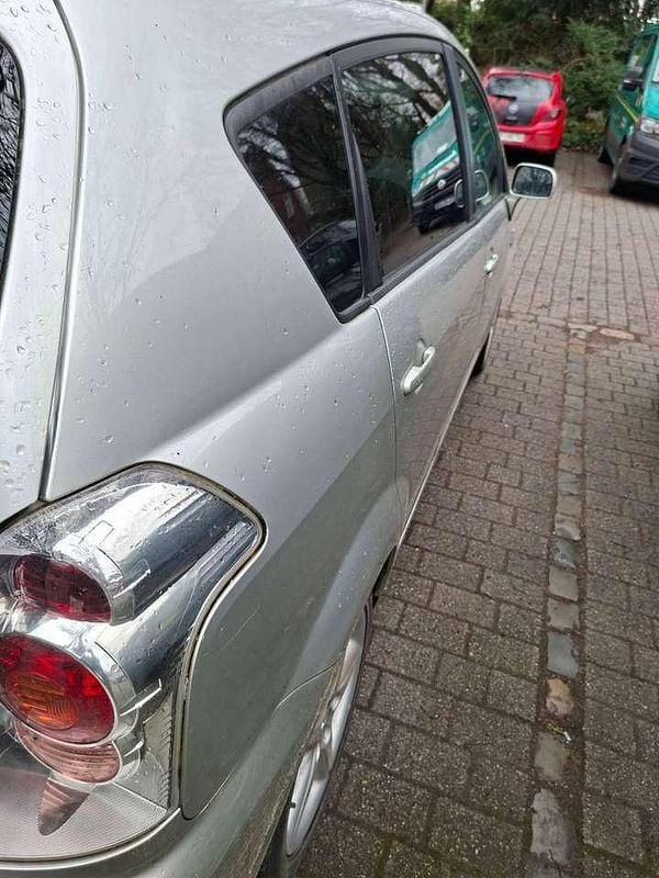 Gebraucht Toyota Corolla Sol 177 PS (130 kW) 2005 Grau Kombi