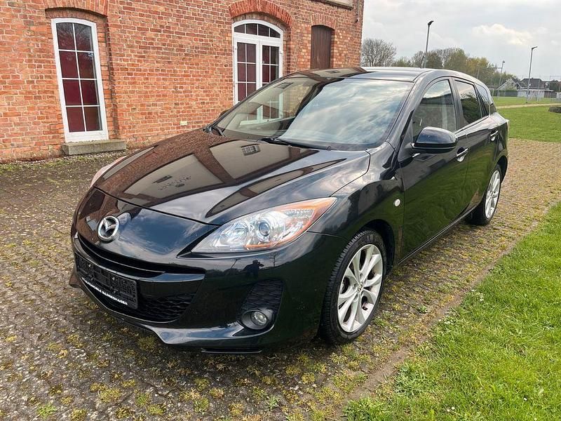 Schwarz Gebraucht 2013 Mazda 3 Kenko Limousine | 6.490 € (Fairer Preis) - Bild 1/4