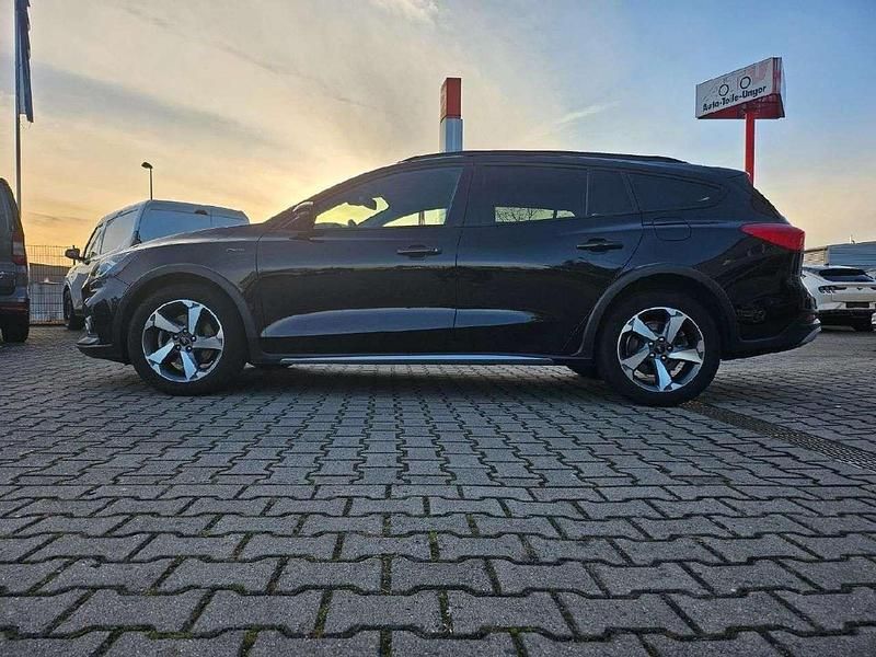 Używany Ford Focus Active X 155 KM (114 kW) 2021 Czarny Kombi