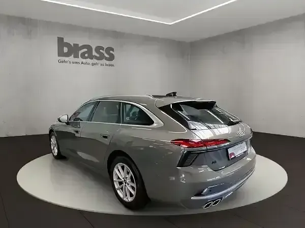 Gebraucht Audi A6 Ambiente 204 PS (150 kW) 2025 Chronosgrau metallic Kombi