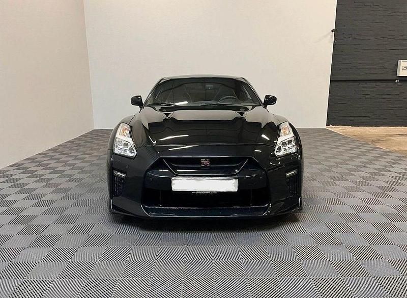 Schwarz Gebraucht 2010 Nissan GT-R Black Edition Coupé | 75.000 € - Bild 1/4