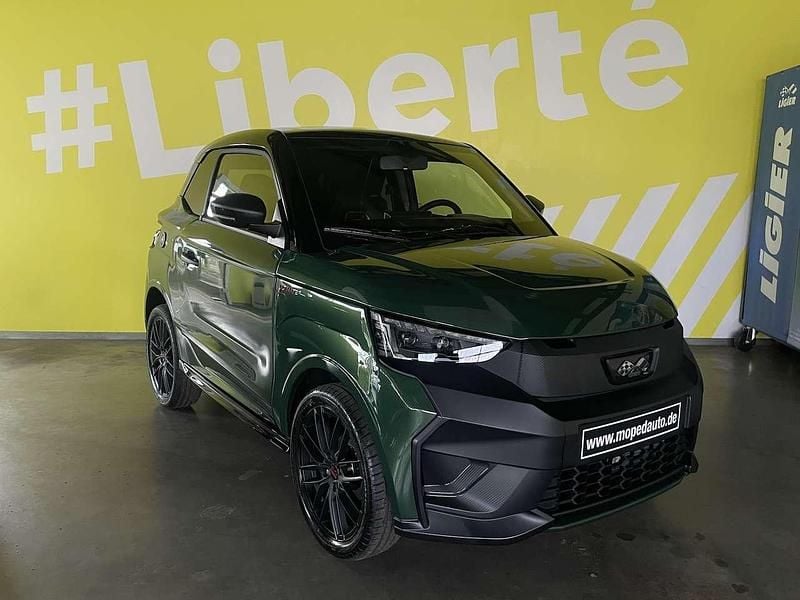 Neu Ligier JS50 2026 Grün Kleinwagen