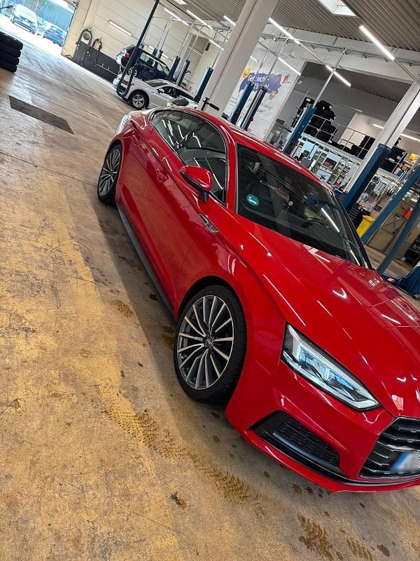 Gebraucht Audi A5 S-Line 190 PS (139 kW) 2018 Rot Coupé
