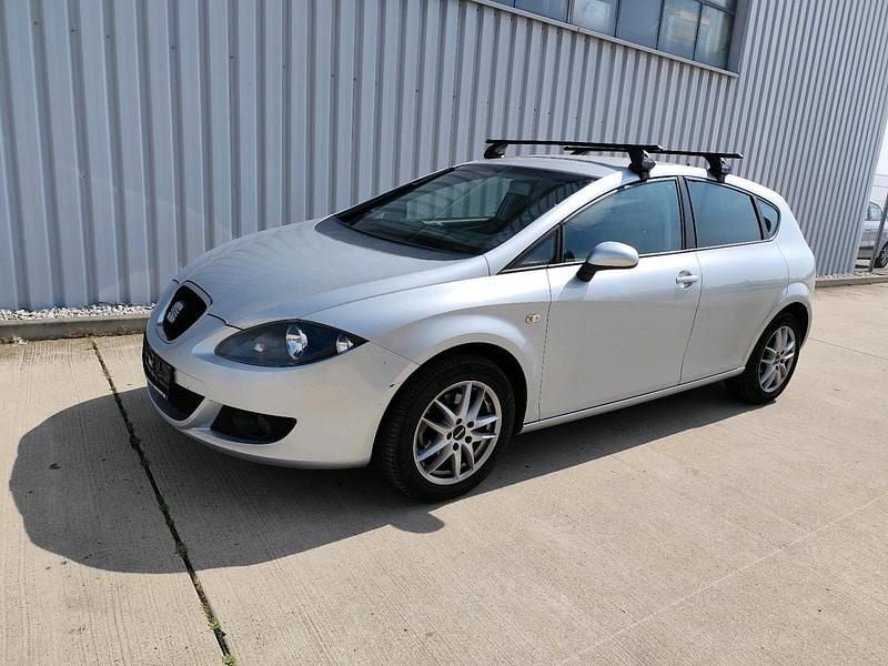 Silber Gebraucht 2007 Seat Leon Kleinwagen | 3.000 € (Fairer Preis) - Bild 1/4
