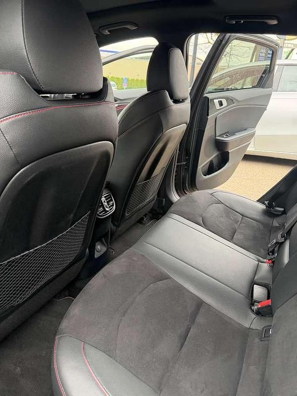 Gebraucht Kia ProCeed 204 PS (150 kW) 2023 Grau Kombi