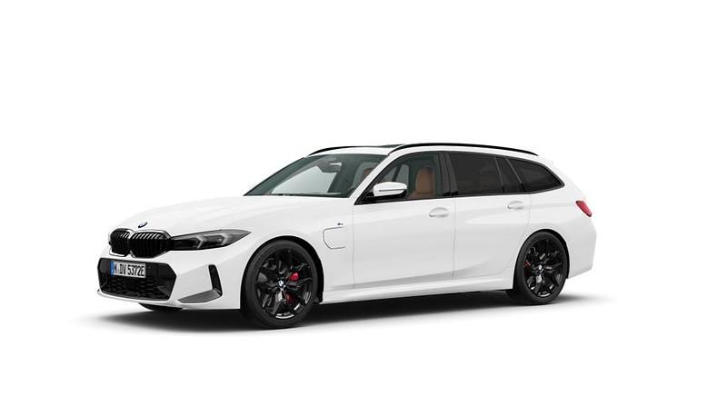 Gebraucht 2024 BMW 330 Comfort Edition Kombi | 57.599 € - Bild 1/2