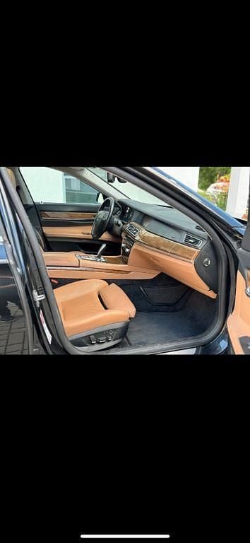 Gebraucht BMW 730 Performance 245 PS (180 kW) 2010 Schwarz Limousine