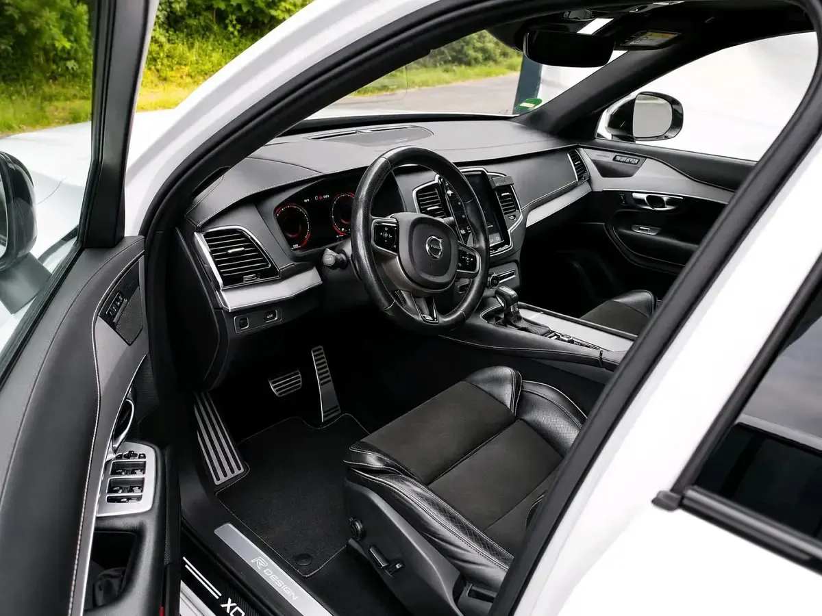 Gebraucht Volvo XC90 R-Design 235 PS (172 kW) 2018 Weiß SUV