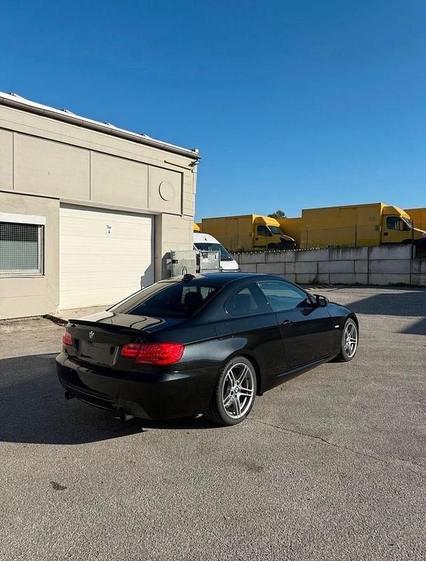 Gebraucht BMW 335 Performance 306 PS (225 kW) 2011 Schwarz Coupé
