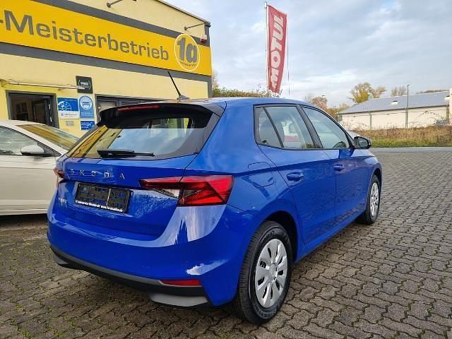 Neu Skoda Fabia Drive 80 PS (58 kW) 2025 Blau Limousine