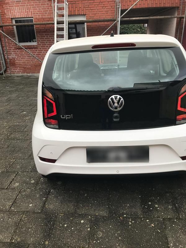 Gebraucht VW up! 60 PS (44 kW) 2016 Weiß Kleinwagen