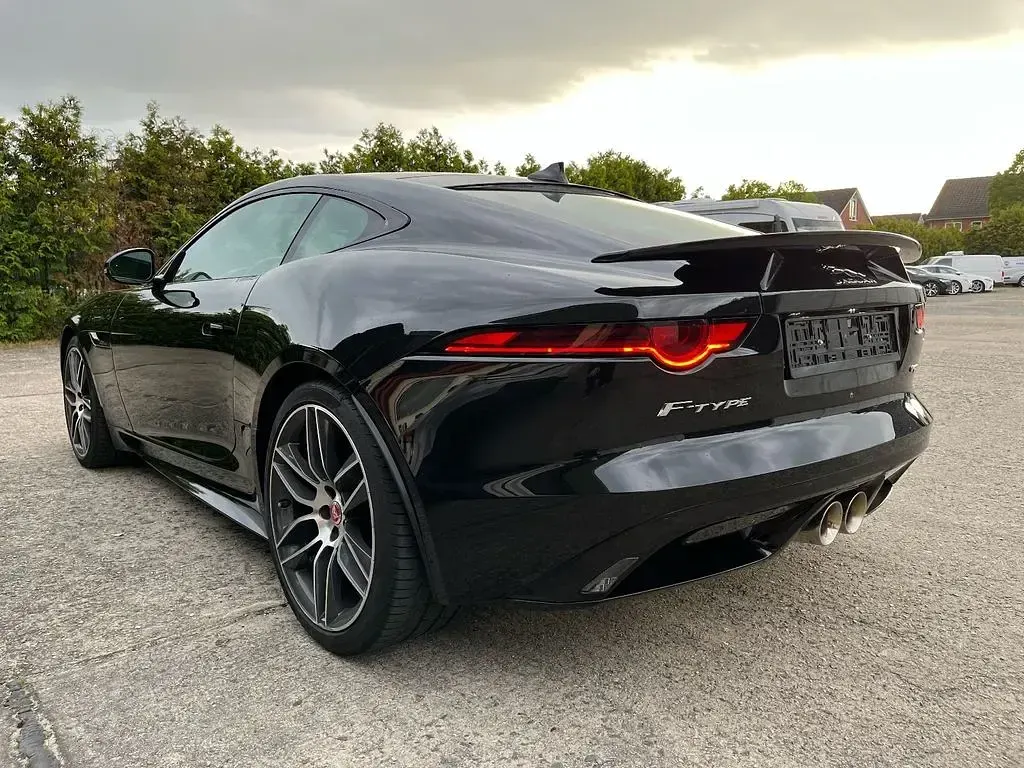 Gebraucht Jaguar F-Type R-Dynamic 381 PS (280 kW) 2018 Schwarz Coupé