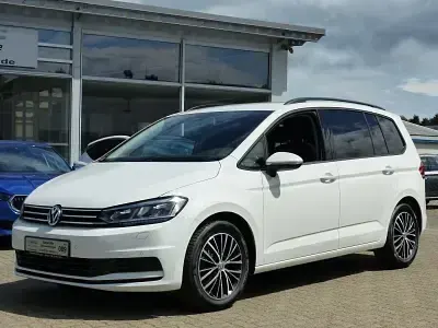 Gebraucht VW Touran Trendline 110 PS (80 kW) 2018 Van / Kleinbus