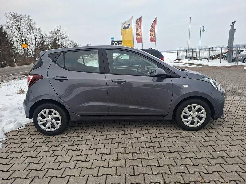 Gebraucht Hyundai i10 Classic 67 PS (49 kW) 2017 Kleinwagen