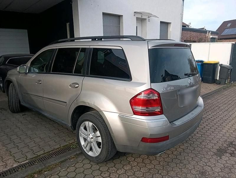 Gebraucht Mercedes GL450 340 PS (250 kW) 2007 SUV