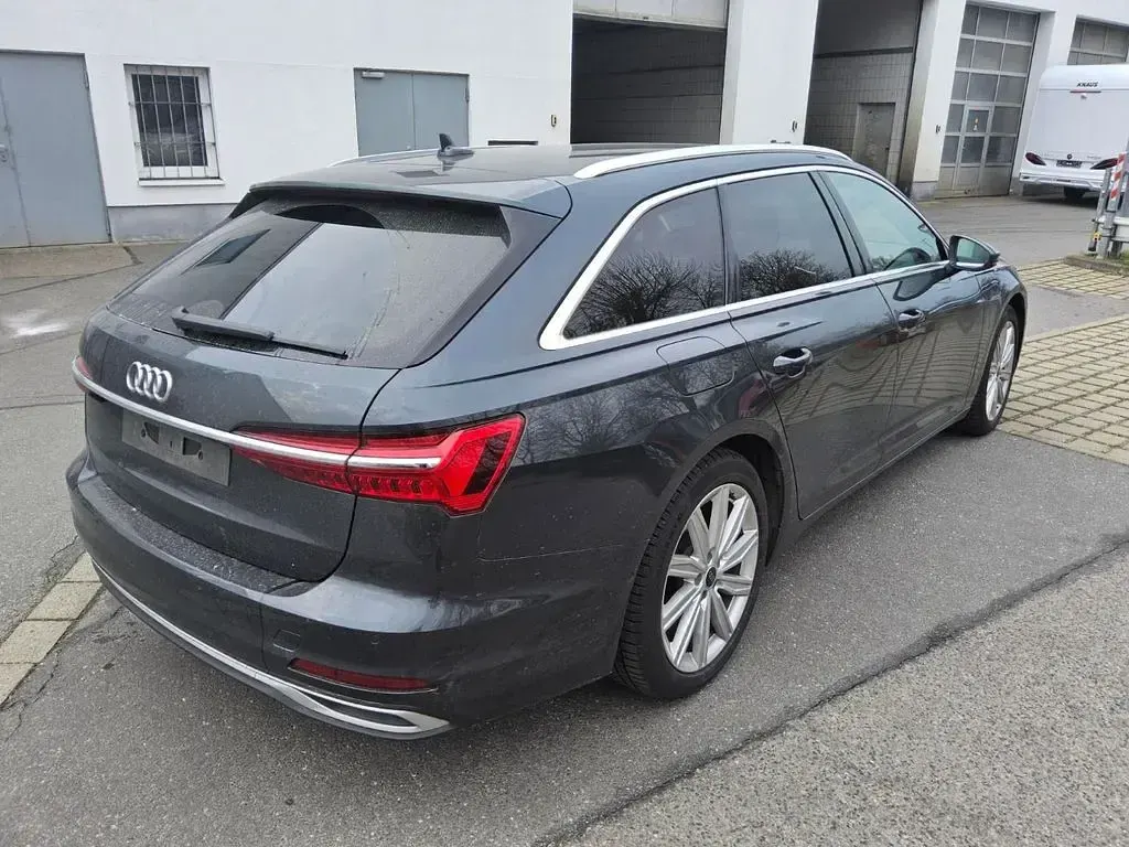 Gebraucht Audi A6 Advanced 204 PS (150 kW) 2024 H1 manhattangrau metallic Kombi