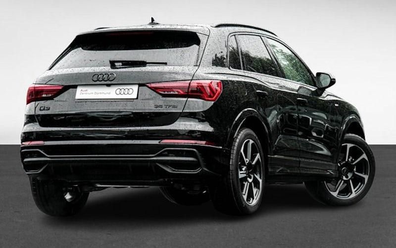 Gebraucht Audi Q3 S-Line 150 PS (110 kW) 2024 Mythosschwarz metallic SUV