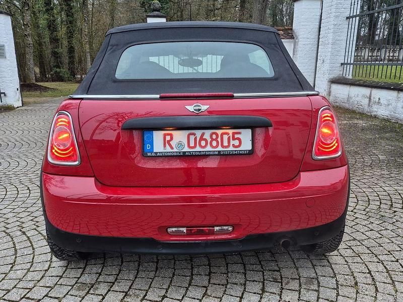 Gebraucht Mini One Cabriolet 98 PS (72 kW) 2015 Rot Cabrio