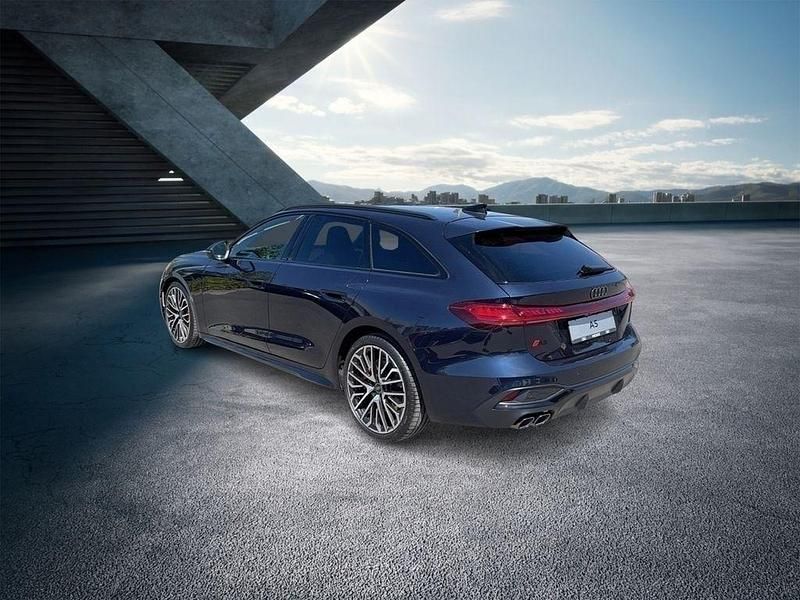 Gebraucht Audi A5 Ambiente 204 PS (150 kW) 2024 Firmamentblau Coupé