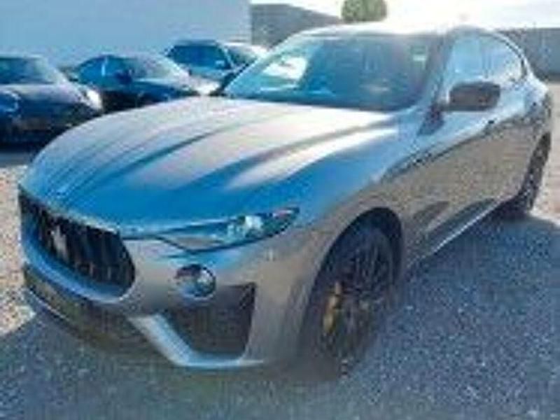 Grau Gebraucht 2020 Maserati GranSport Limousine | 47.999 € - Bild 1/4