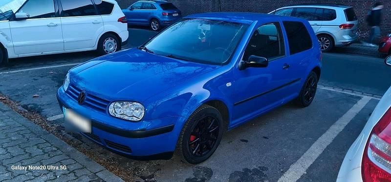 Blau Gebraucht 2003 VW Golf Coupé | 1.800 € (Fairer Preis) - Bild 1/4