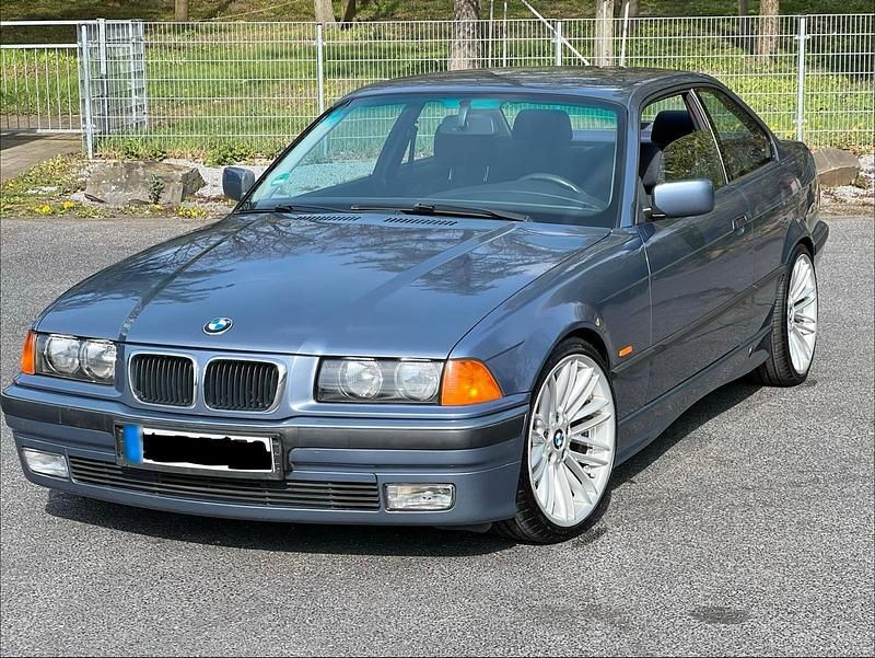 Gebraucht BMW 320 Comfort Edition 150 PS (110 kW) 1998 Blau Coupé