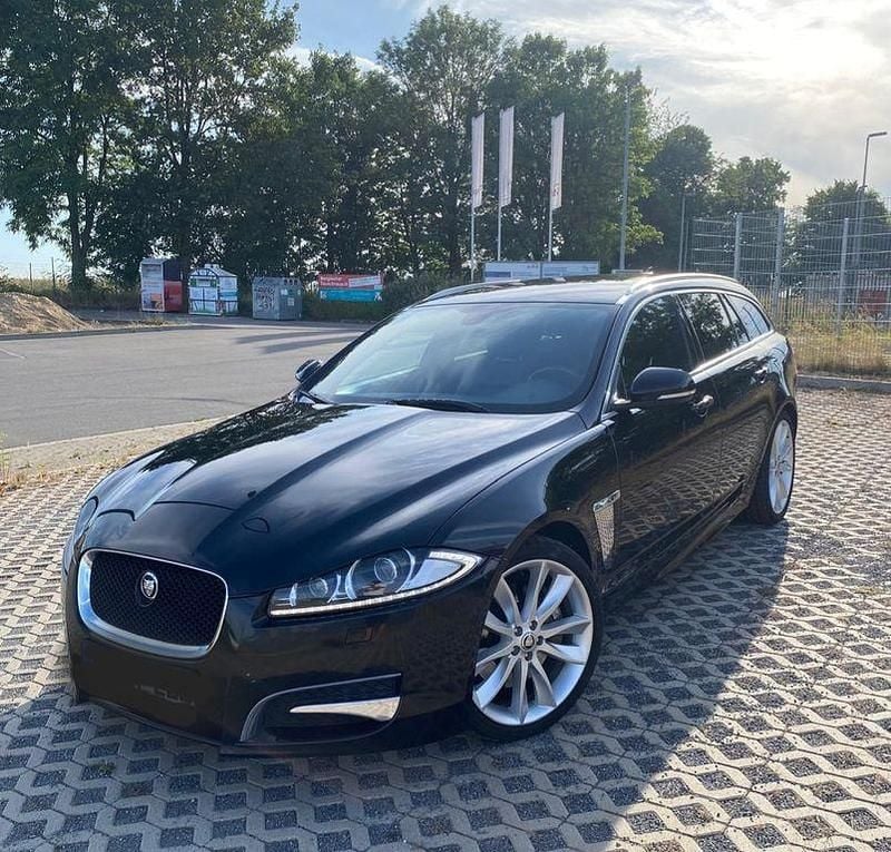 Gebraucht Jaguar XF Sportbrake S 275 PS (202 kW) 2013 Schwarz Kombi