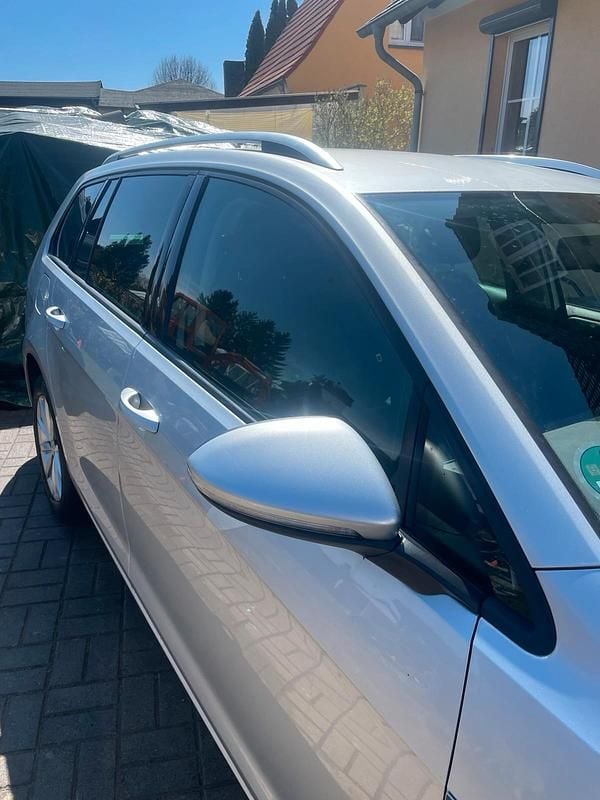 Gebraucht VW Golf VII LOUNGE 110 PS (80 kW) 2015 Silber Kombi