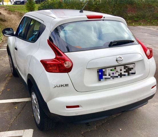 Gebraucht Nissan Juke Visia 117 PS (86 kW) 2011 Weiß metallic SUV